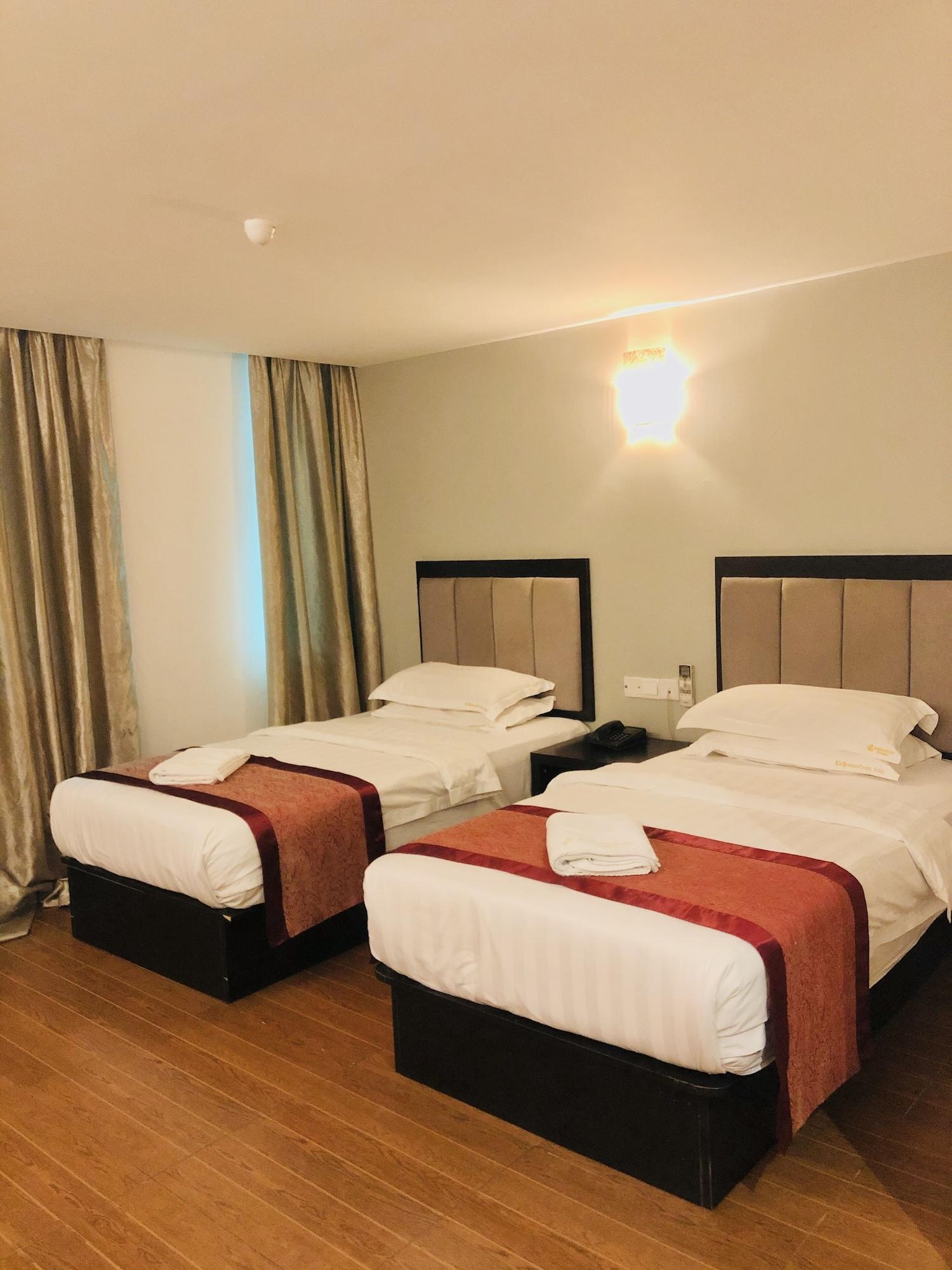 Kk Waterfront Hotel Kota Kinabalu Bagian luar foto