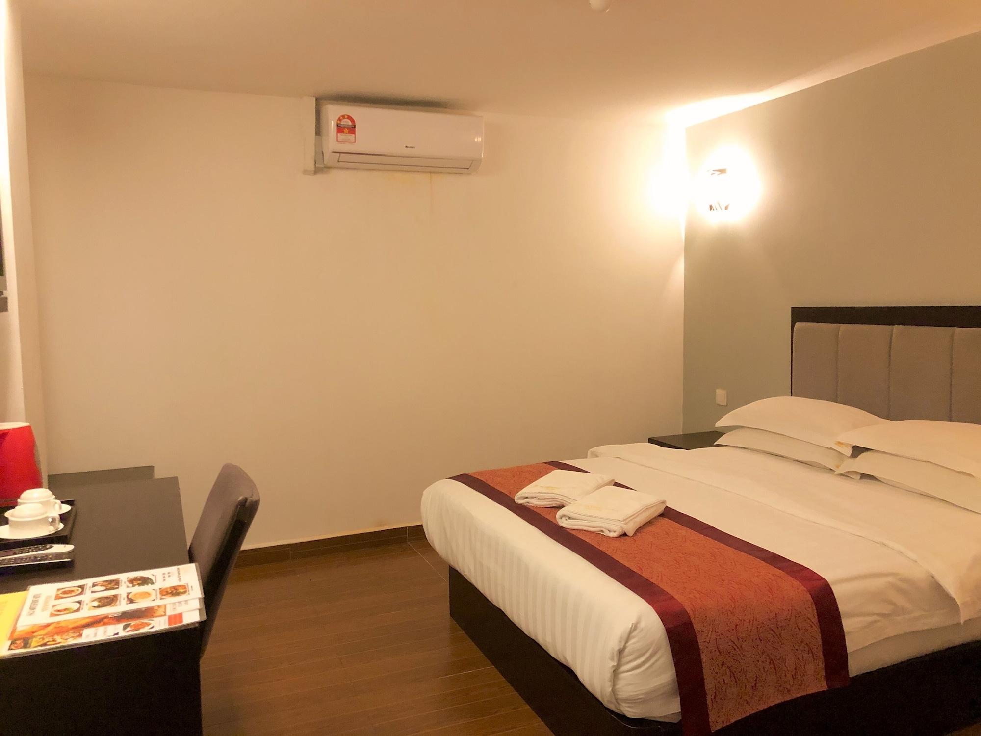 Kk Waterfront Hotel Kota Kinabalu Bagian luar foto