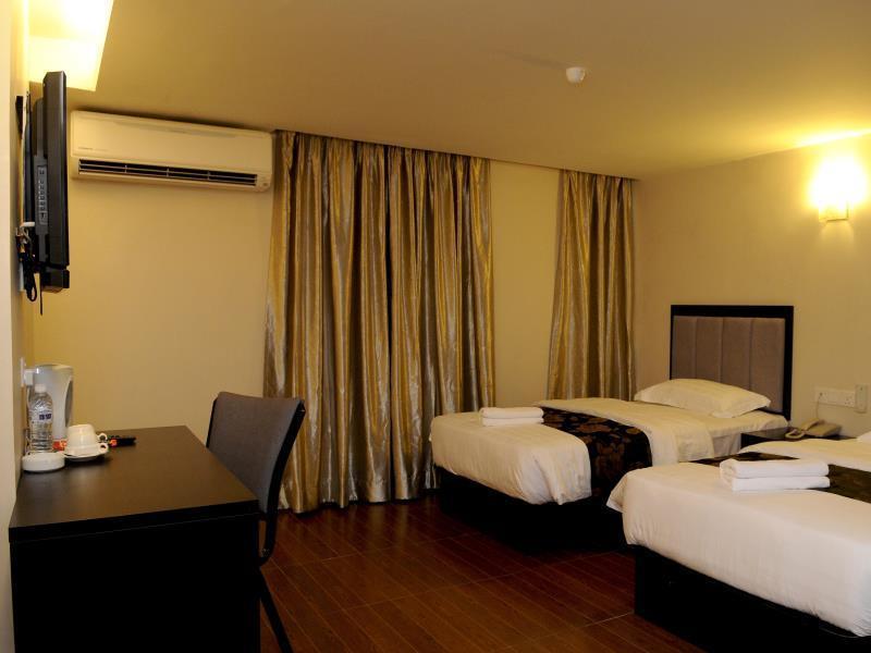 Kk Waterfront Hotel Kota Kinabalu Bagian luar foto